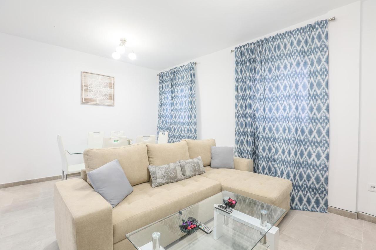 Apartamento Sol Sevilla Bagian luar foto