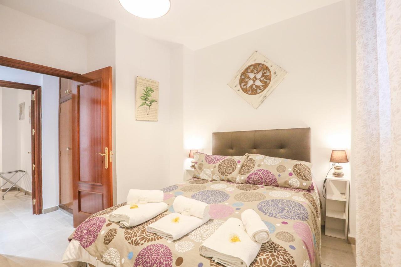 Apartamento Sol Sevilla Bagian luar foto
